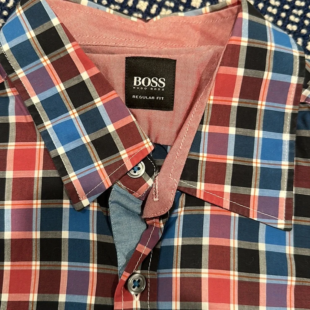 Boss button down - Picture 2 of 2